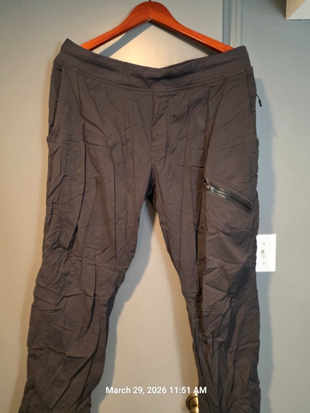 Lululemon Mens XL pants